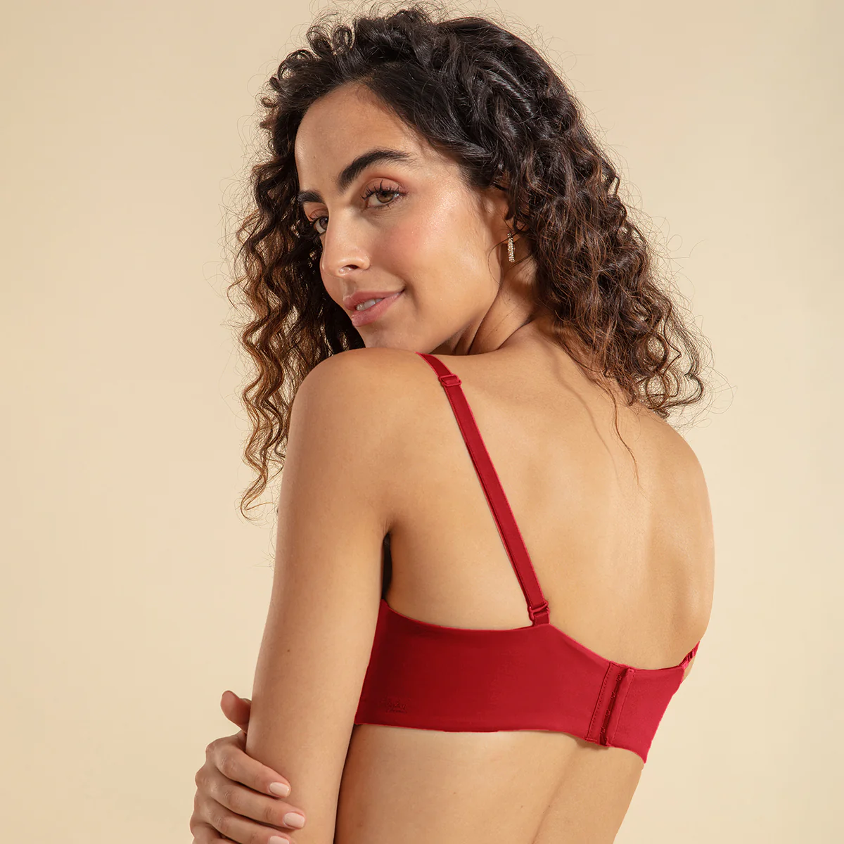 Nykd By Nykaa The Ultimate Multiway Strapless Padded Wired Bra NYB027 Red - Image 8